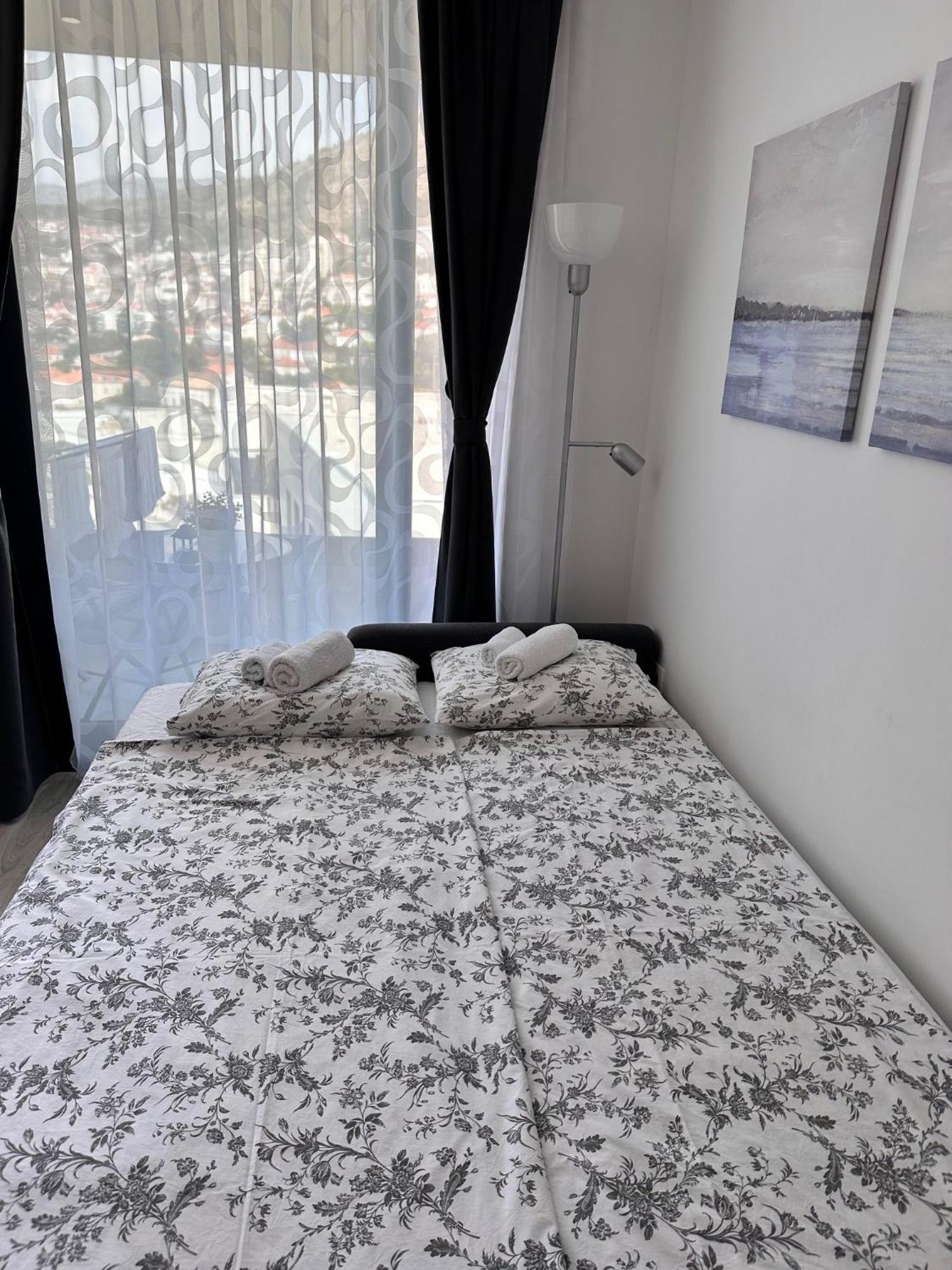 Lumax Apartment Дубровник Екстериор снимка